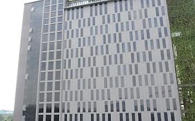 E.City Hotel@Onecity